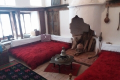 31478653_1549921441772959_4861315247157280768_n