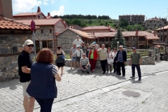 33662640_556614228072139_8017412444966092800_n