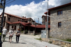 33692668_556613784738850_8498070674672189440_n