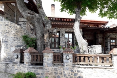 33871895_556614318072130_4645877591645880320_n