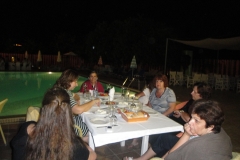 Δεύτερη βραδιά νυχτερινής διασκέδασης στην πισίνα του ξενοδοχείου μας