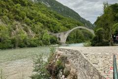 ef6208b2-0bb7-49d3-94c2-ef4e3662db12