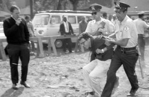 Bernie_Sanders_Arrested_1963_Chicago_Tribune-min